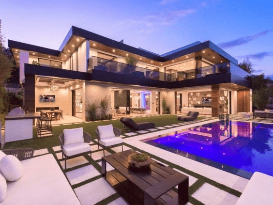 Luxury Apartment with Views in Beacon Hill